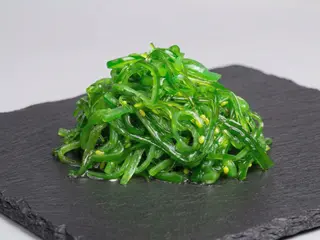 2. Alga Wakame