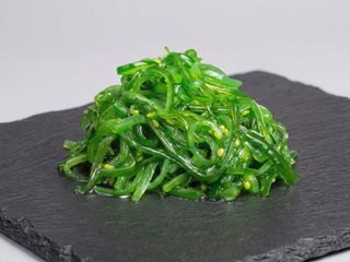 2. Alga Wakame