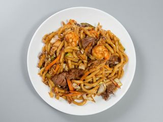 154. Udon frito mixto