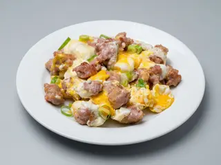 Huevos Con Butifarra Esparracada