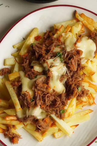 Carne Mechada Con Papas