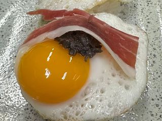 Uzura tamago nigiri (1 pz.)