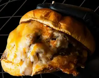 Burger 4-4-2