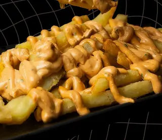 Bravas