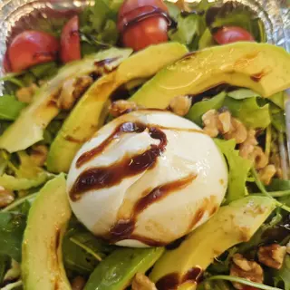 Ensalada de burrata