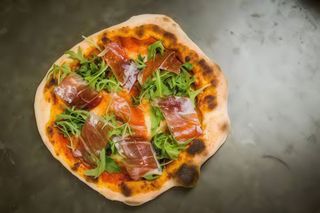 Pizza extremadura (1 persona)