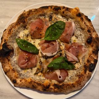 Tartufo, Speck y Champiñones