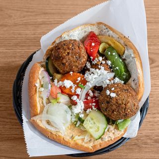 Döner falafel