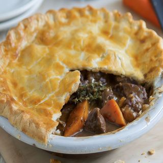 Steak and Guinness pie