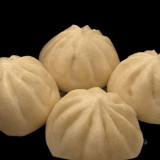 E12. Xiaolongbao