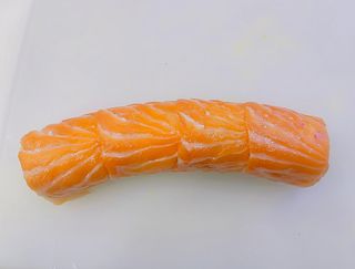 Dragon roll salmón 8 uds.