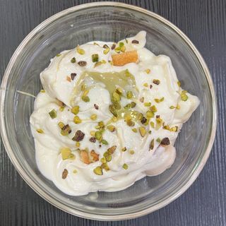 Tiramisú de pistacho (porción)