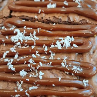 BROWNIE DULCE DE LECHE.