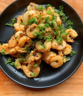 Garlic prawns