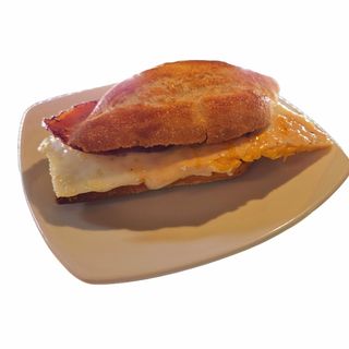 Bocadillo de lomo y bacon (10cm)