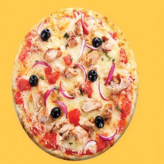 Pizza de atún