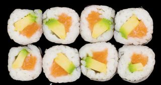 Maki De Salmón Y Aguacate (8 Pzs.)