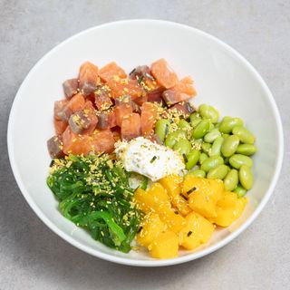 Poke Bowl de Salmón