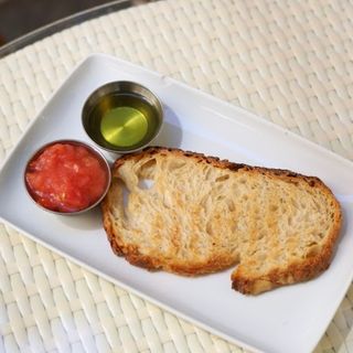 Tosta De Tomate Con AOVE