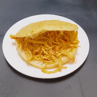 Arepa con Pollo