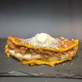 Cachapa con Ternera Mechada 