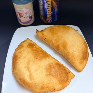 Empanada de Carne Mechada
