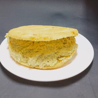 Arepa de Reina Pepiada 