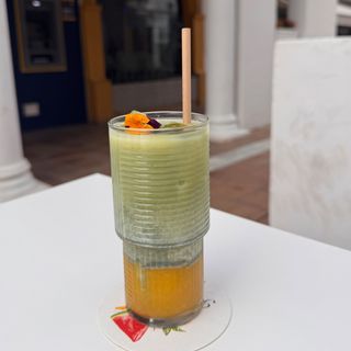 Iced Matcha Latte Mango