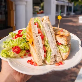 Chicken Club-Ka