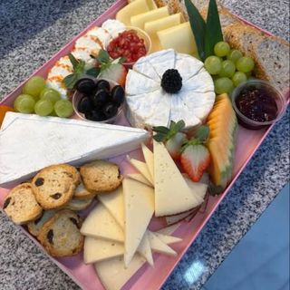 Cheese Platter (For 2 person)