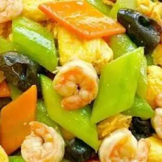 92.Chop suey de gambas