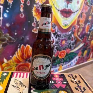 Combox mix con 2 botella San Miguel