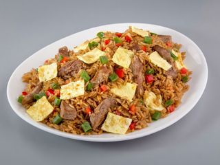 Arroz chaufa de ternera