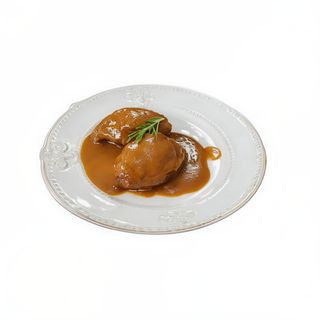 Plato De Carrillada Al Vino Tinto