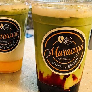 Iced matcha fresa