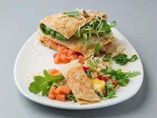 Wrap de salmón ahumado