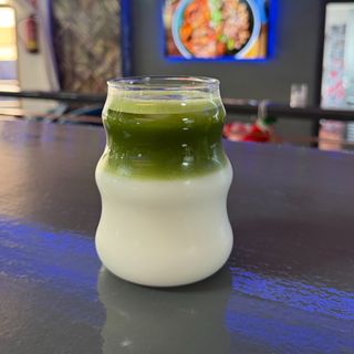 Ice matcha latte