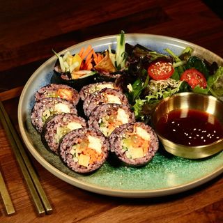 Spicy gochujang tofu gimbap