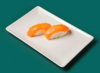 Nigiri de salmón (2 uds.)