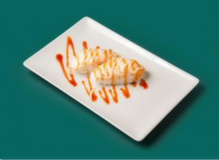 Nigiri de escolar con teriyaki (2 uds.)