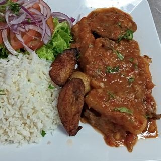 LENGUA EN SALSA CRIOLLA