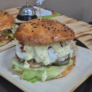 "Farm Hause" Burger