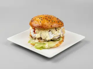 "Farm Hause" Burger