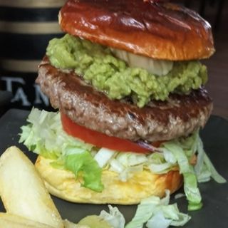 HAMBURGUESA GUACAMOLE