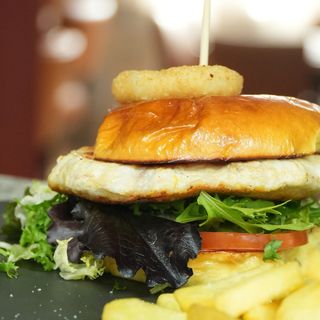 HAMBURGUESA DE POLLO FRESCO