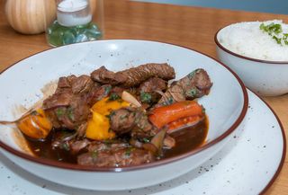 Lomo saltado