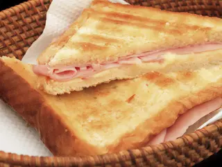 Sándwich mixto