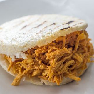 Arepa de pollo