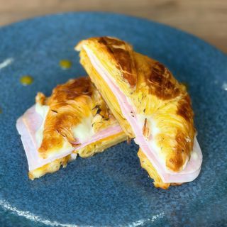 Croissant mixto