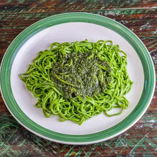 Tagliollini de espinacas con Pesto (puedes elegir la salsa)